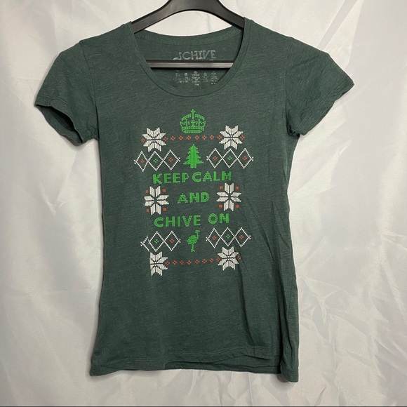 TheCHIVE Ugly Sweater Keep Calm Women’s tee - Picture 2 of 3